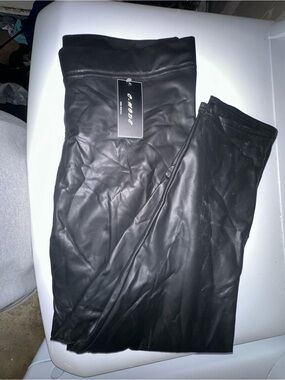 C-Mode Faux Leather Black Leggings